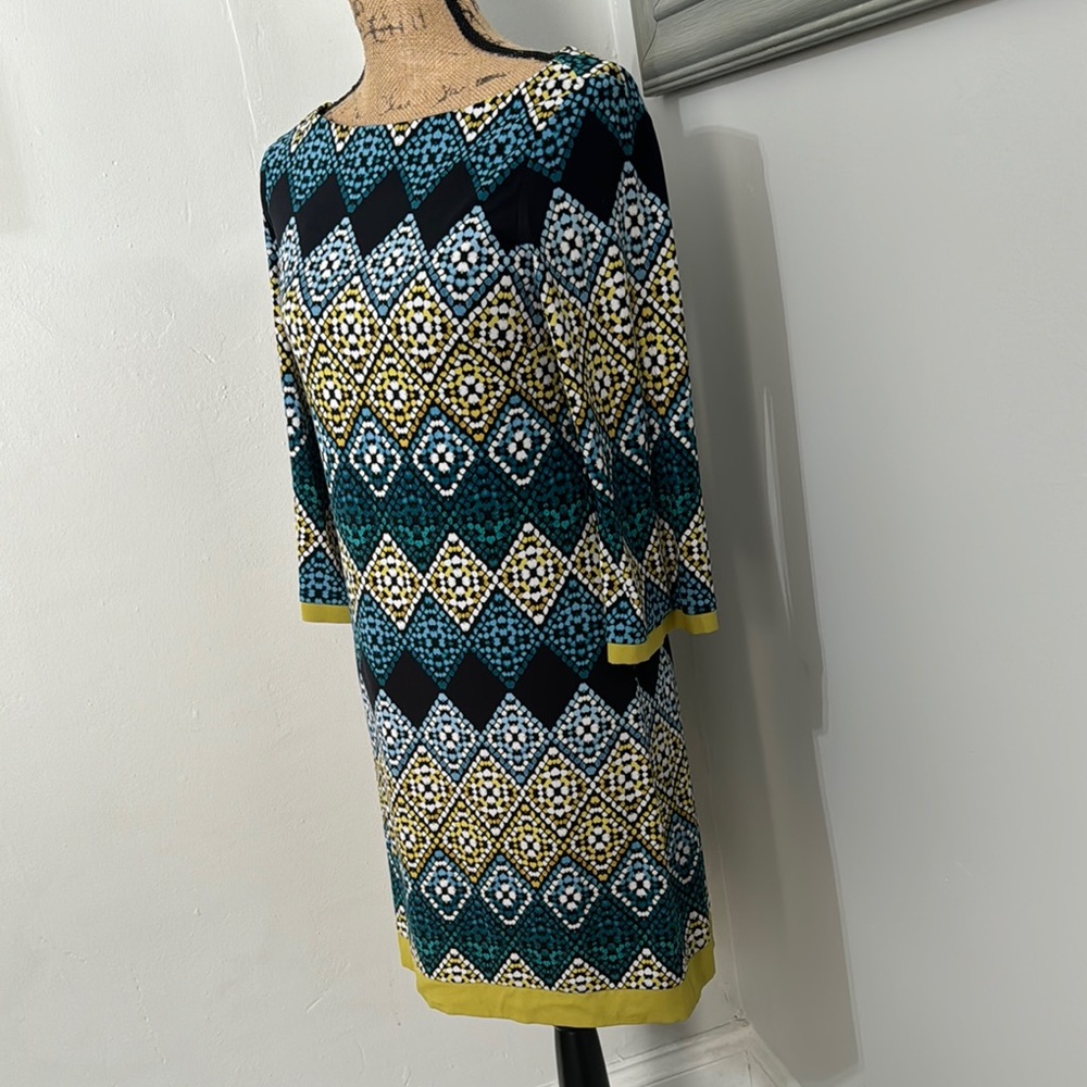 Stylish Multicolor Geometric Pattern Dress - Picture 2 of 5
